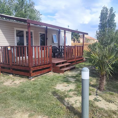 Campsite La De La Falaise *